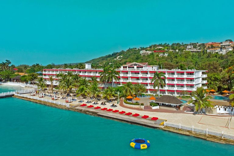 montego-beach-021